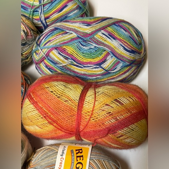 Lots of Crochet Yarn Acrylic Mohair, Etc. - Picture 8 of 11